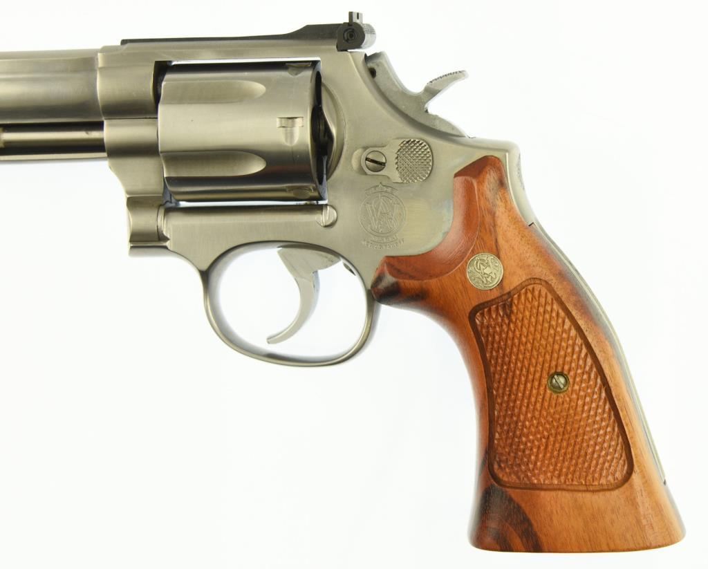 Lot #1739 - Smith & Wesson 686 Double Action Revolver SN# AYH2736 .357 Mag