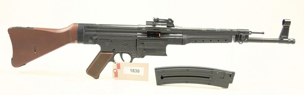 Lot #1830 - German Sport Guns/Imp ATI GSG Schmeisser STG-44 Car SA Carbine SN# A566293 .22 LR