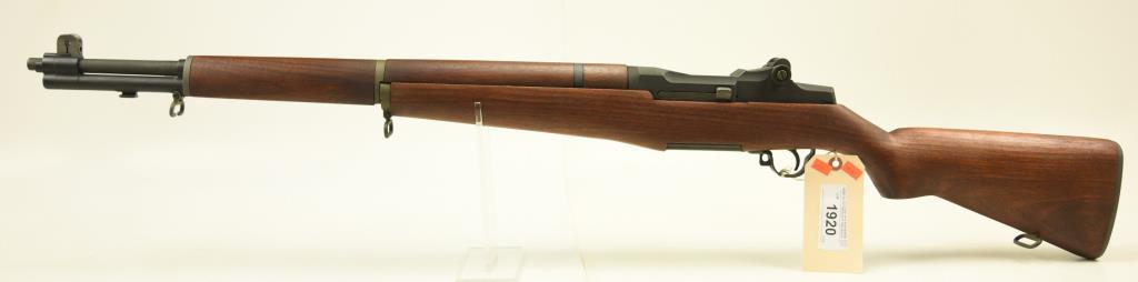 Lot #1920 - U.S. Harrington & Richardson M1 Garand Semi Auto Rifle SN# 5622082 .30-06 Cal