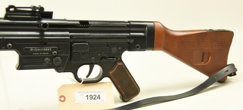 Lot #1924 - German Sport Guns/Imp ATI Schmeisser STG-44 Semi Auto Carbine SN# AS12710DE .22 Cal