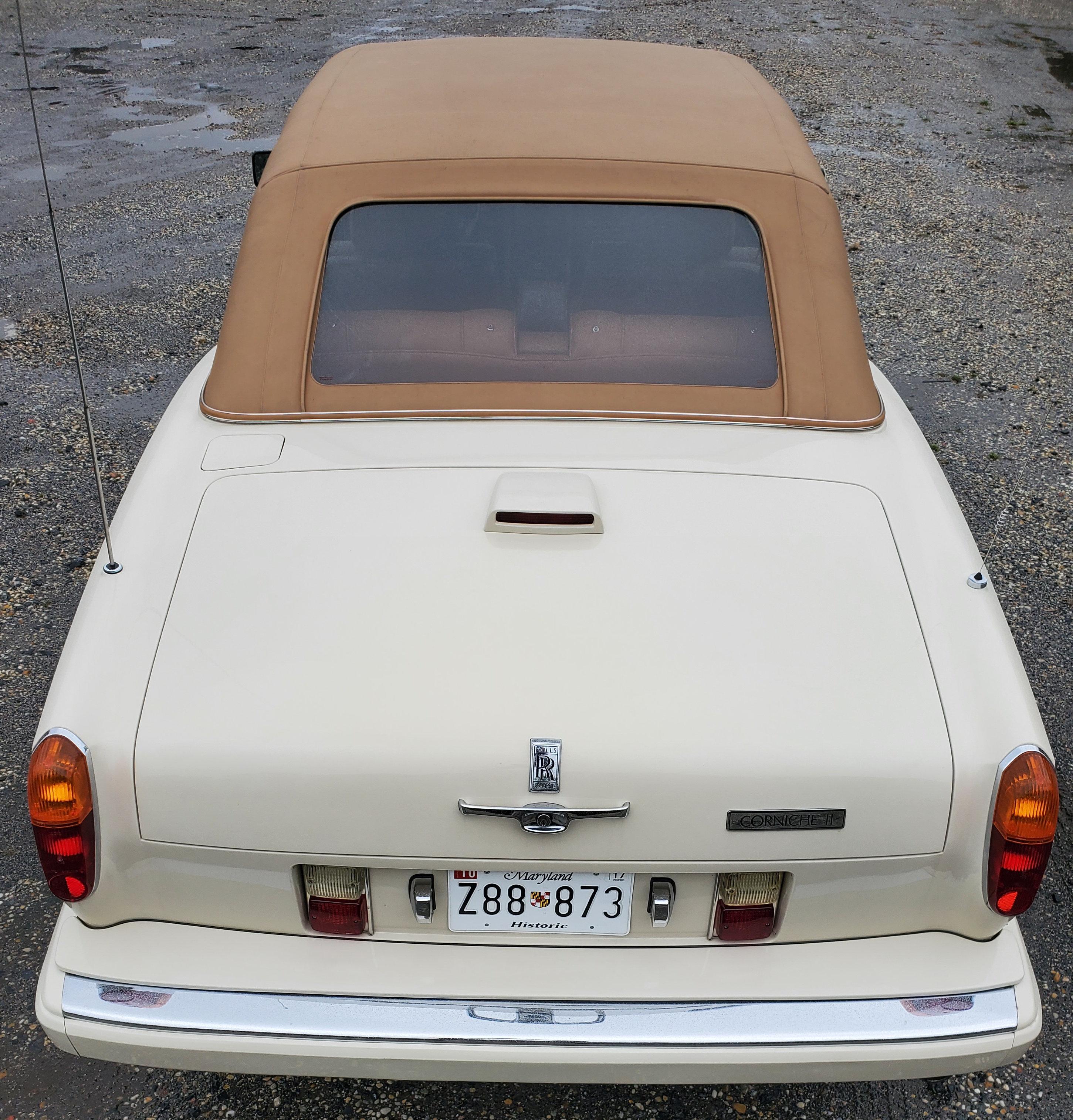 1989 Rolls Royce Continental Corniche II two door convertible. 6.8L V8 OHV 16V RWD Engine.