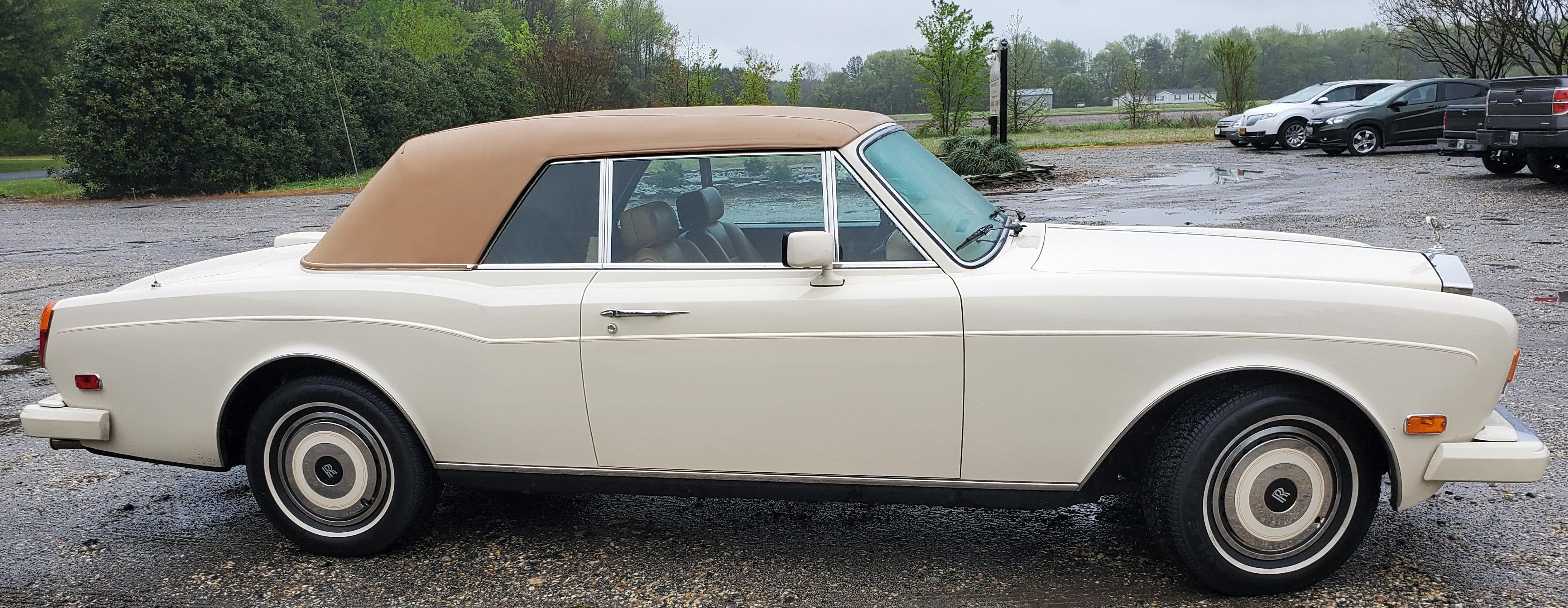 1989 Rolls Royce Continental Corniche II two door convertible. 6.8L V8 OHV 16V RWD Engine.