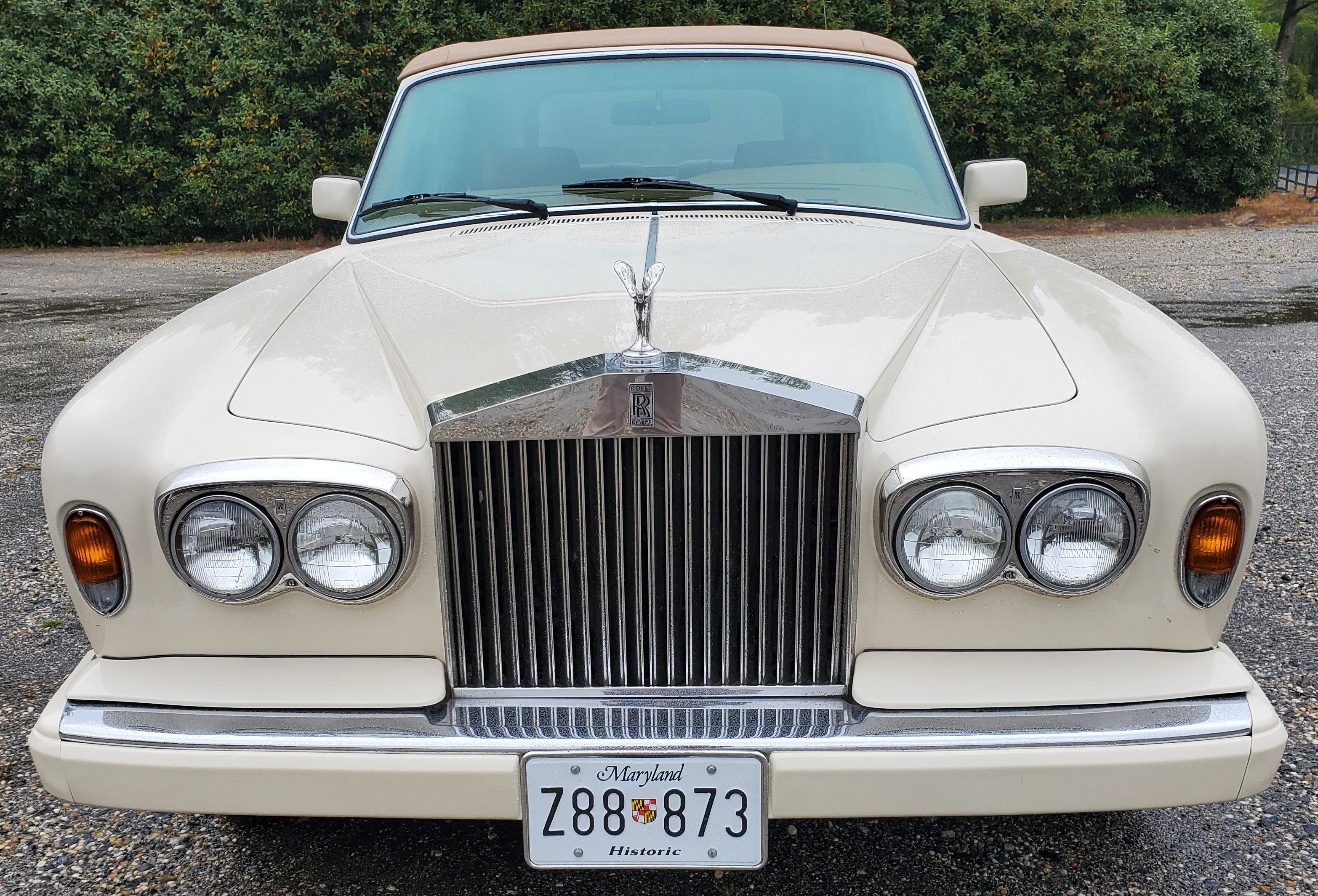 1989 Rolls Royce Continental Corniche II two door convertible. 6.8L V8 OHV 16V RWD Engine.