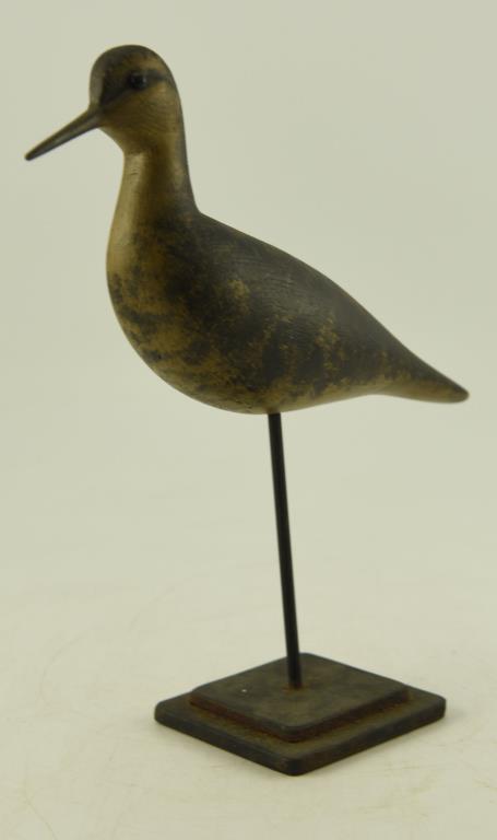 Bob Brown Barnegat, NJ hand carved standing Yellowlegs on cast iron pedestal base original paint