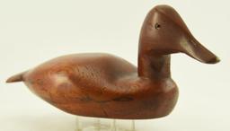 Woodrow Wilson, Crisfield, MD 1979 Oak 1945 Ward Brothers Replica decoy signed and dated on