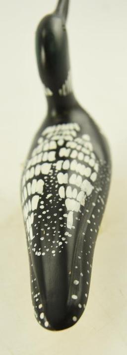 Dick Cotter 1995 1/3 size Common Loon decoy signed and painted on underside