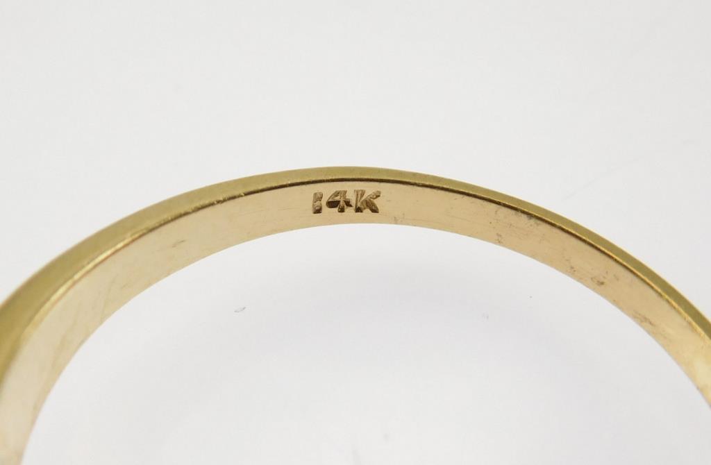 Lot #6: 14k ladies solitaire engagement ring (14k yellow gold tapered narrow half round shank/