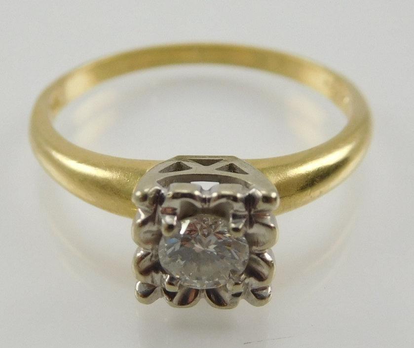 Lot #6: 14k ladies solitaire engagement ring (14k yellow gold tapered narrow half round shank/