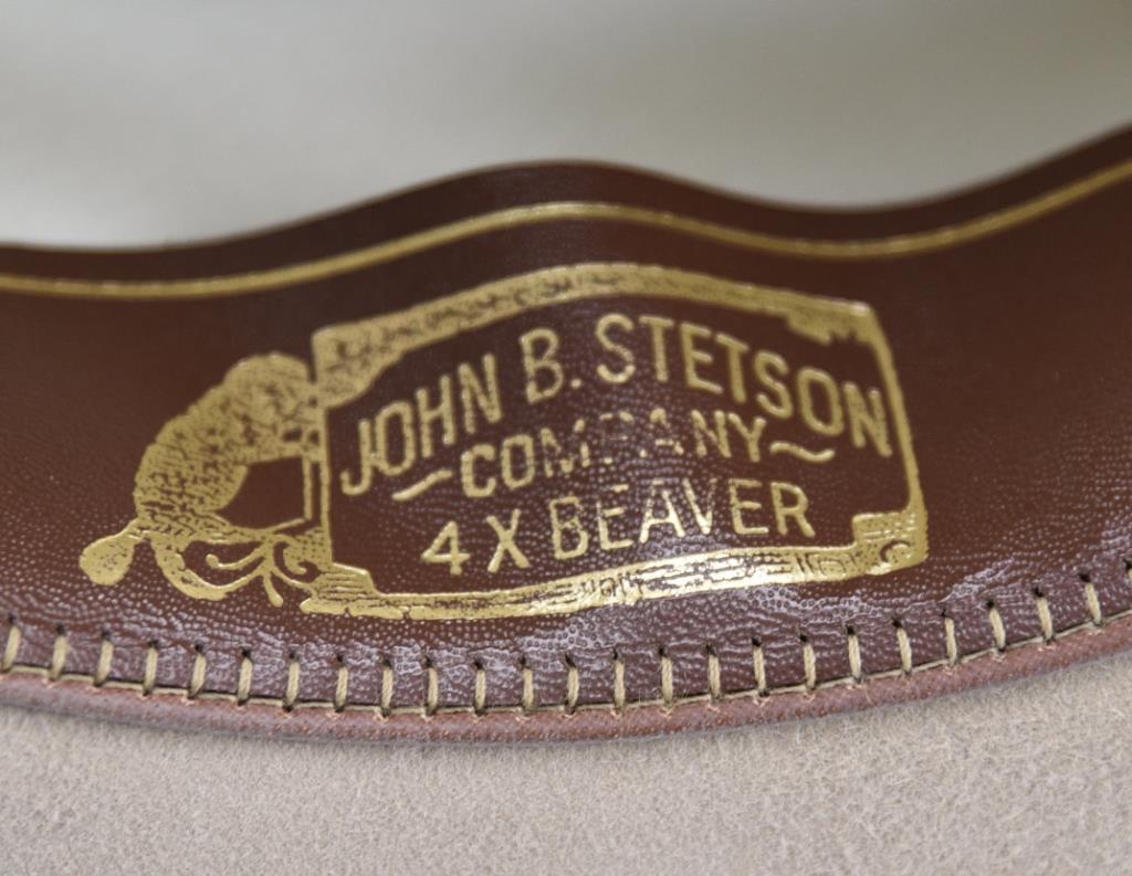 Lot #21 - Stetson Open Road model 61 Silver Belly size 7 1/8” in original box