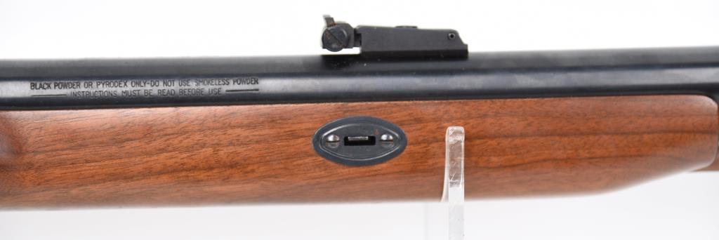 MANUFACTURER/IMP BY: Thompson Center Arms, MODEL: New Englander, ACTION TYPE: Black Powder Rifle