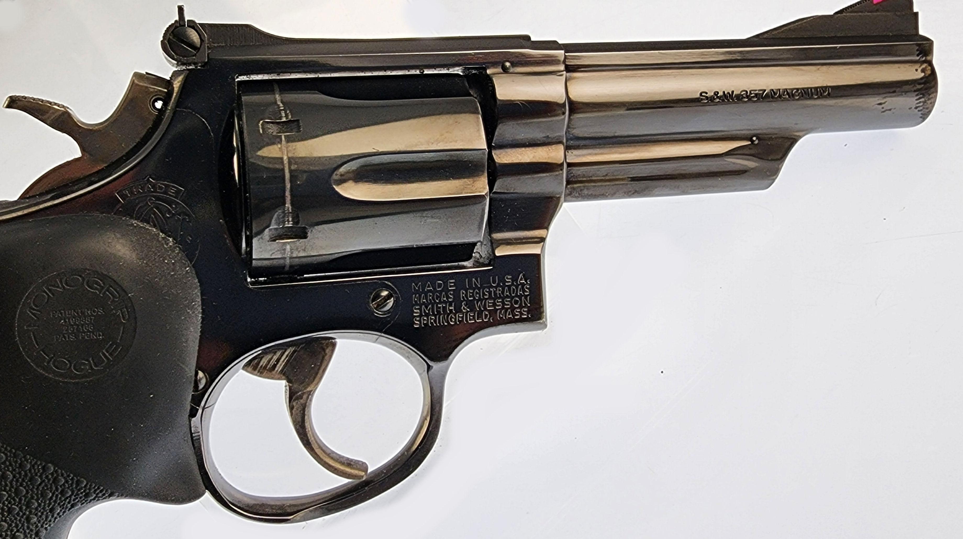 Smith & Wesson Mod 19-3 Double Action Revolver