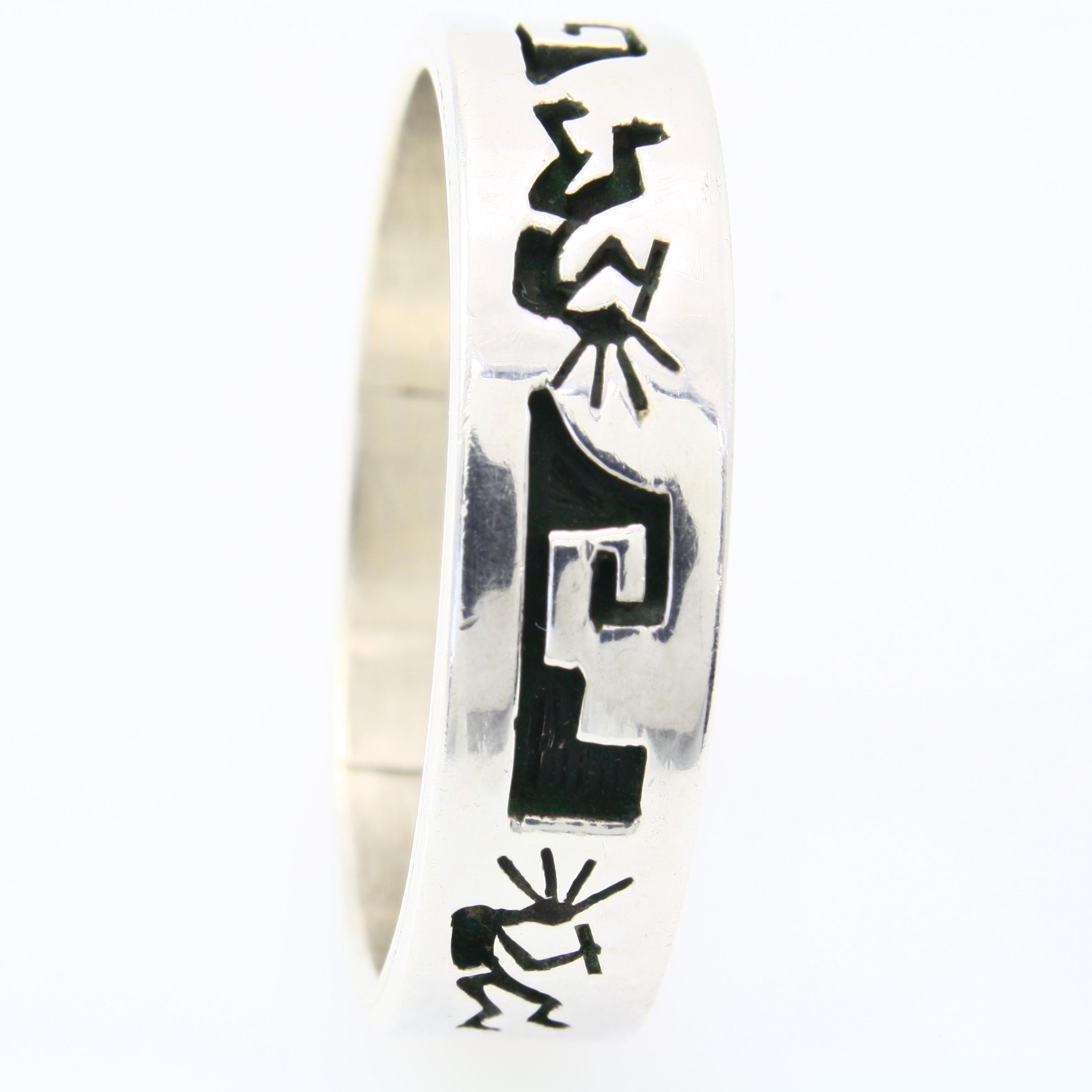 Estate Native American sterling silver Kokopelli band ring