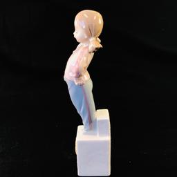 Estate Lladro #7515 "Olympic Pride" porcelain figurine with original box