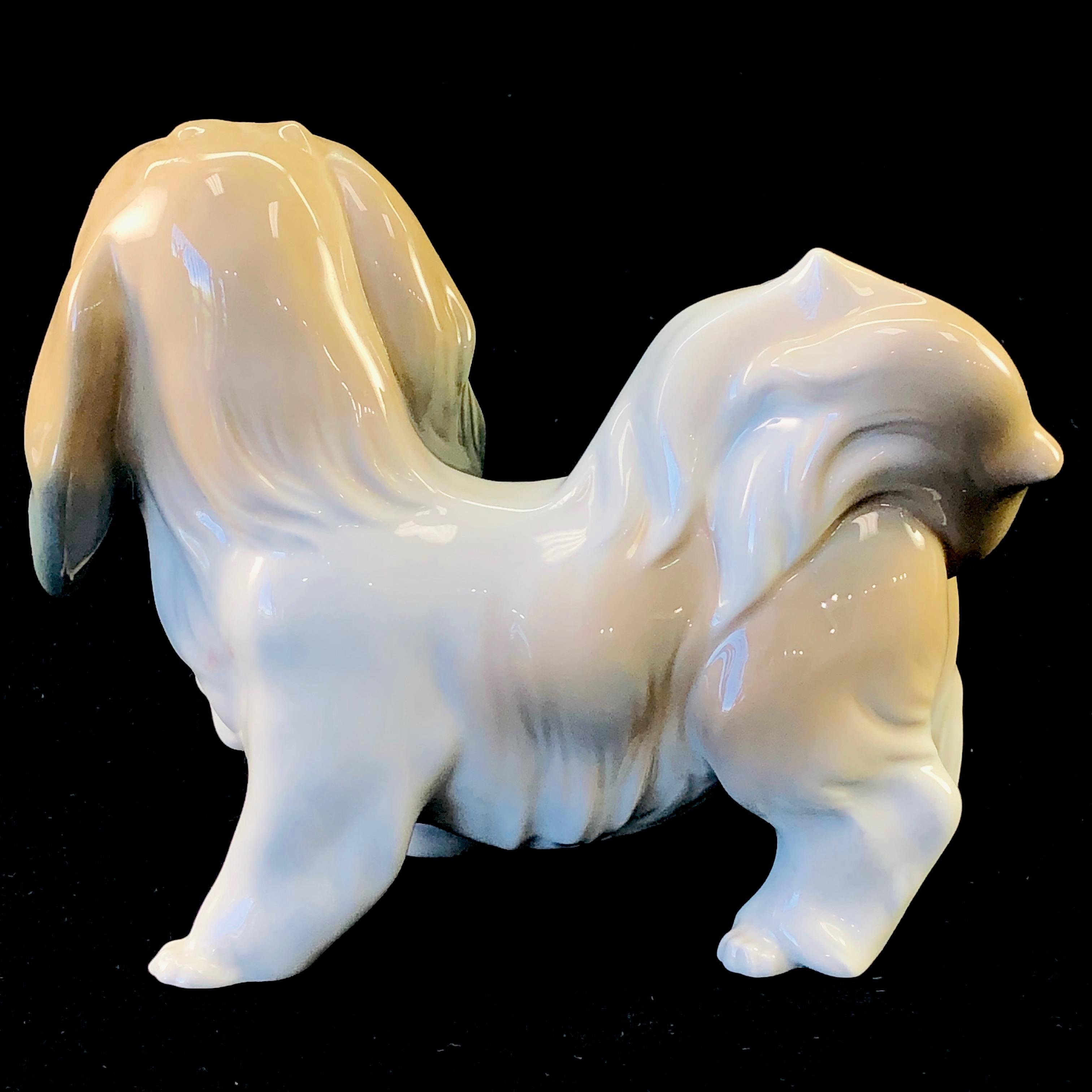 Estate Lladro #4642 "Lhasa Apso/Tibetan Terrier" porcelain figurine