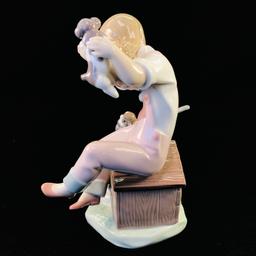 Estate Lladro #7621 "Pick Of The Litter" porcelain figurine with original box