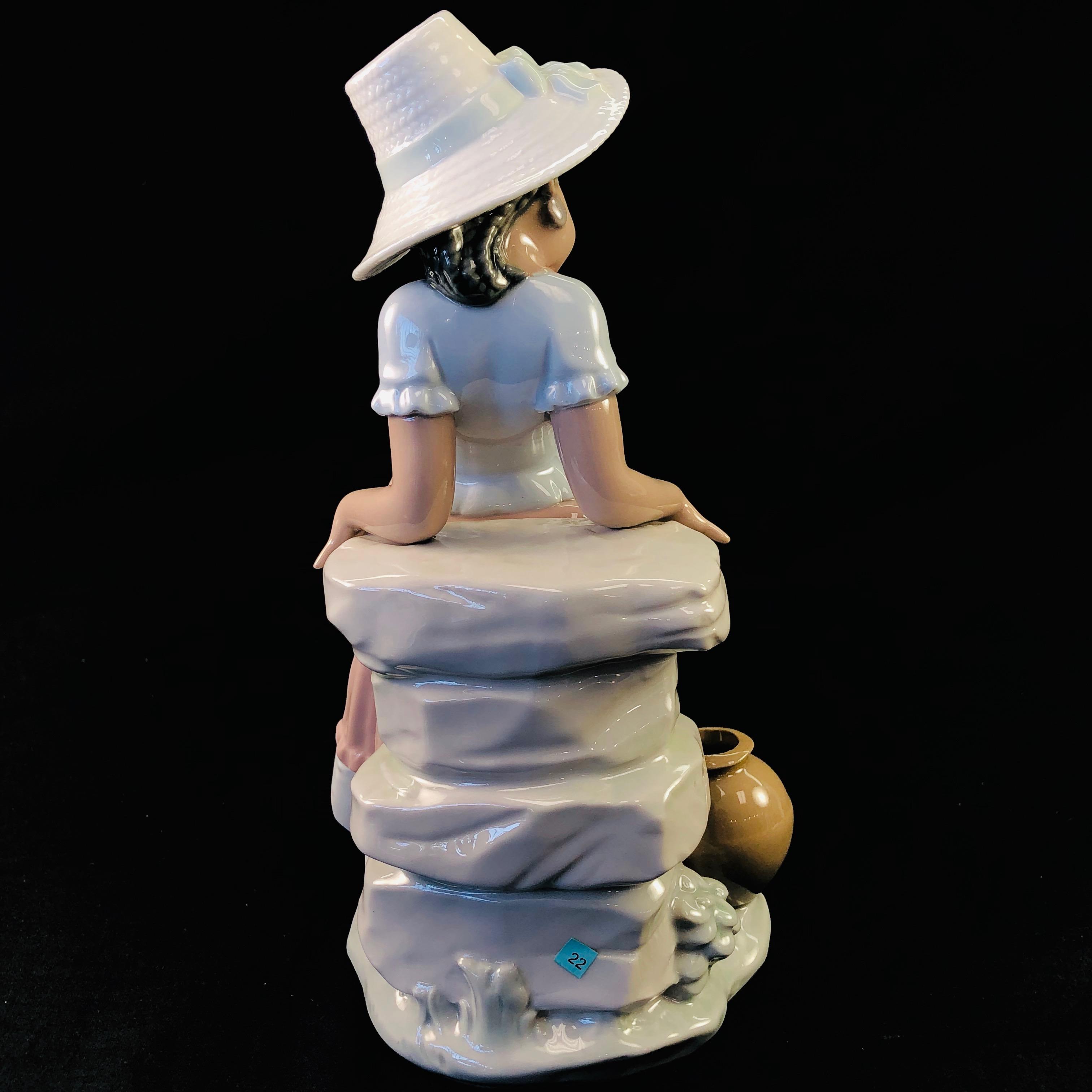 Estate Lladro #5158 "A Step in Time" porcelain figurine