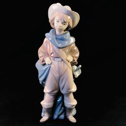 Estate Lladro #6120 "Musketeer Dartagnan" porcelain figurine