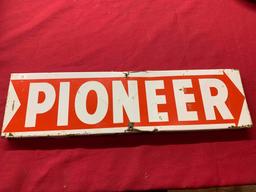 Pioneer Double-Sided Flange Directional Tin Arrow, 5.5x20 inches