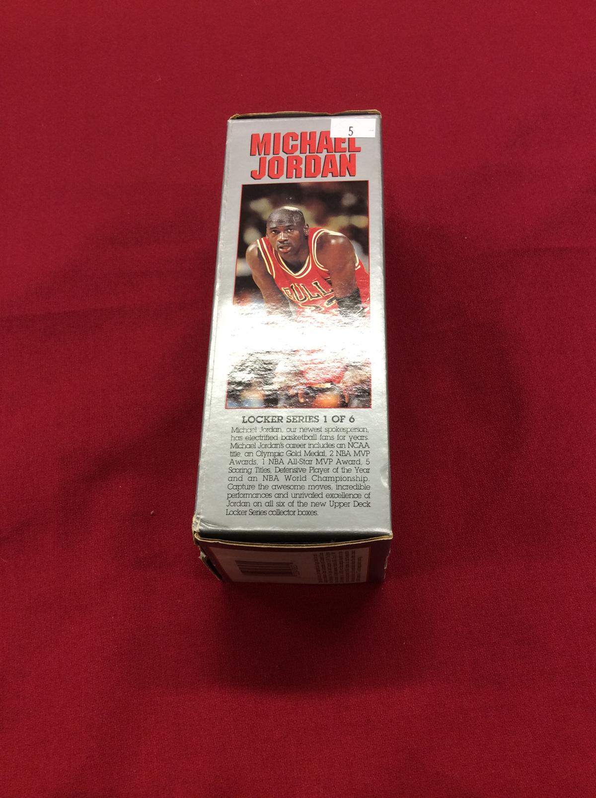 Box NBA Locker Series #1 of 6 Michael Jordan