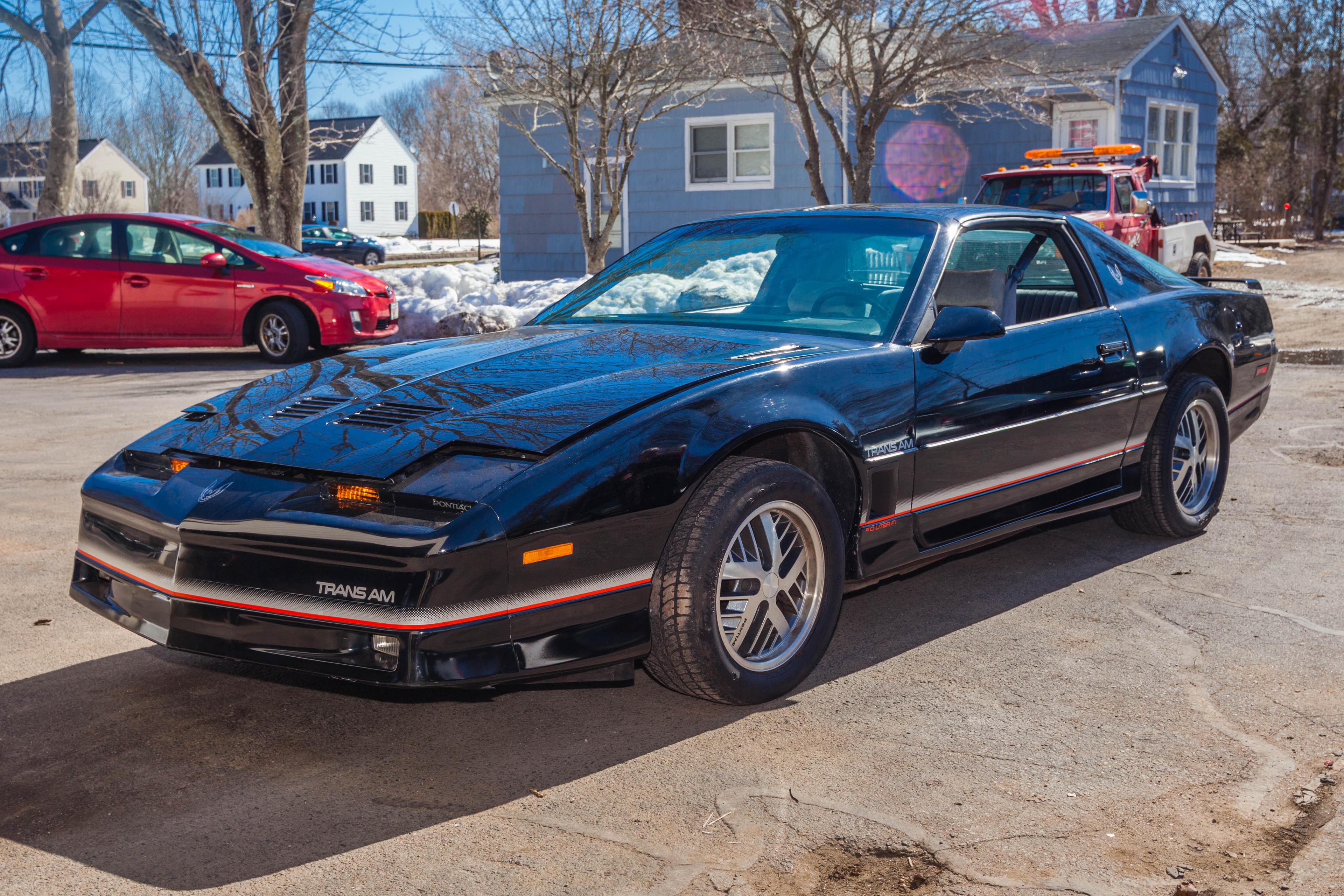 1985 PONTIAC FIREBIRD TRANS AM 2 DOOR COUPE