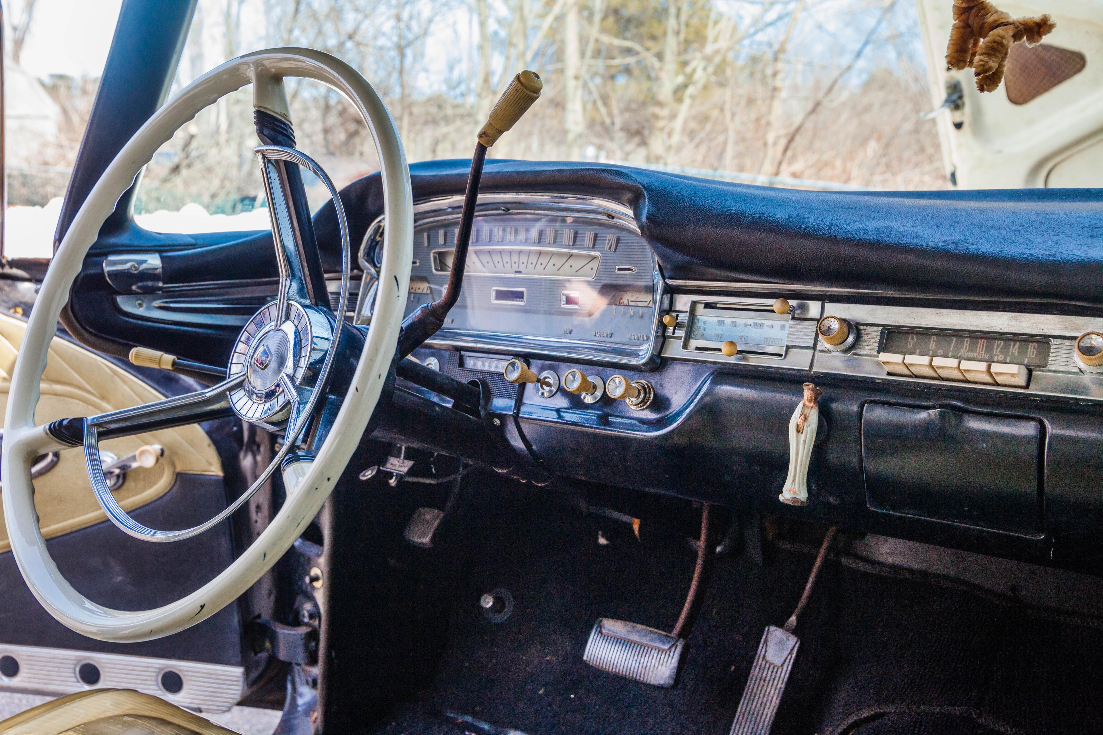 1959 FORD FAIRLANE 500 2 DOOR HARDTOP