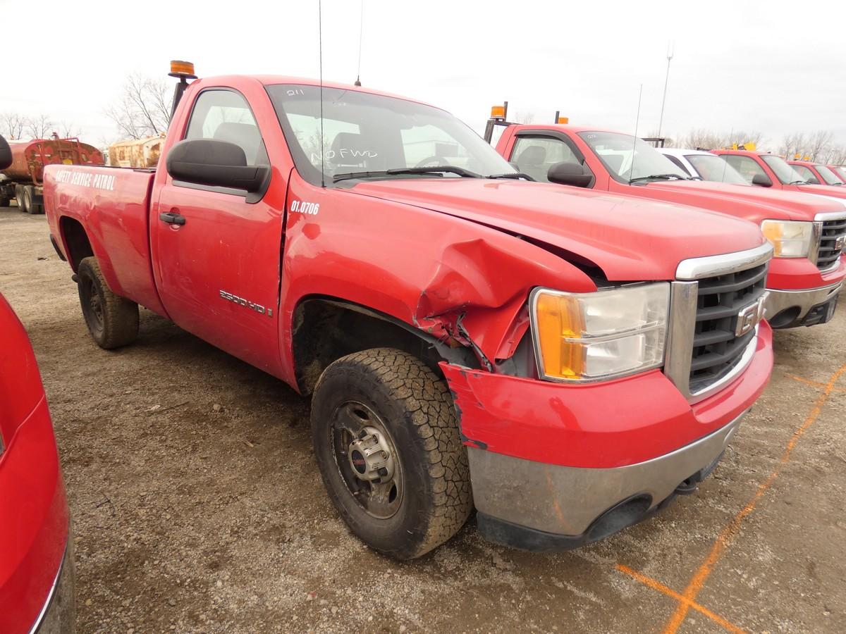 2007 GMC 2500 Pickup, SN:1GTHC24K37E533328, Gas, Auto NO FORWARD - REV ONLY