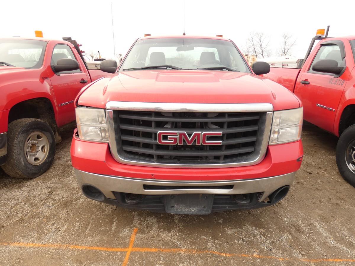 2007 GMC 2500 Pickup, SN:1GTHC24K37E533328, Gas, Auto NO FORWARD - REV ONLY