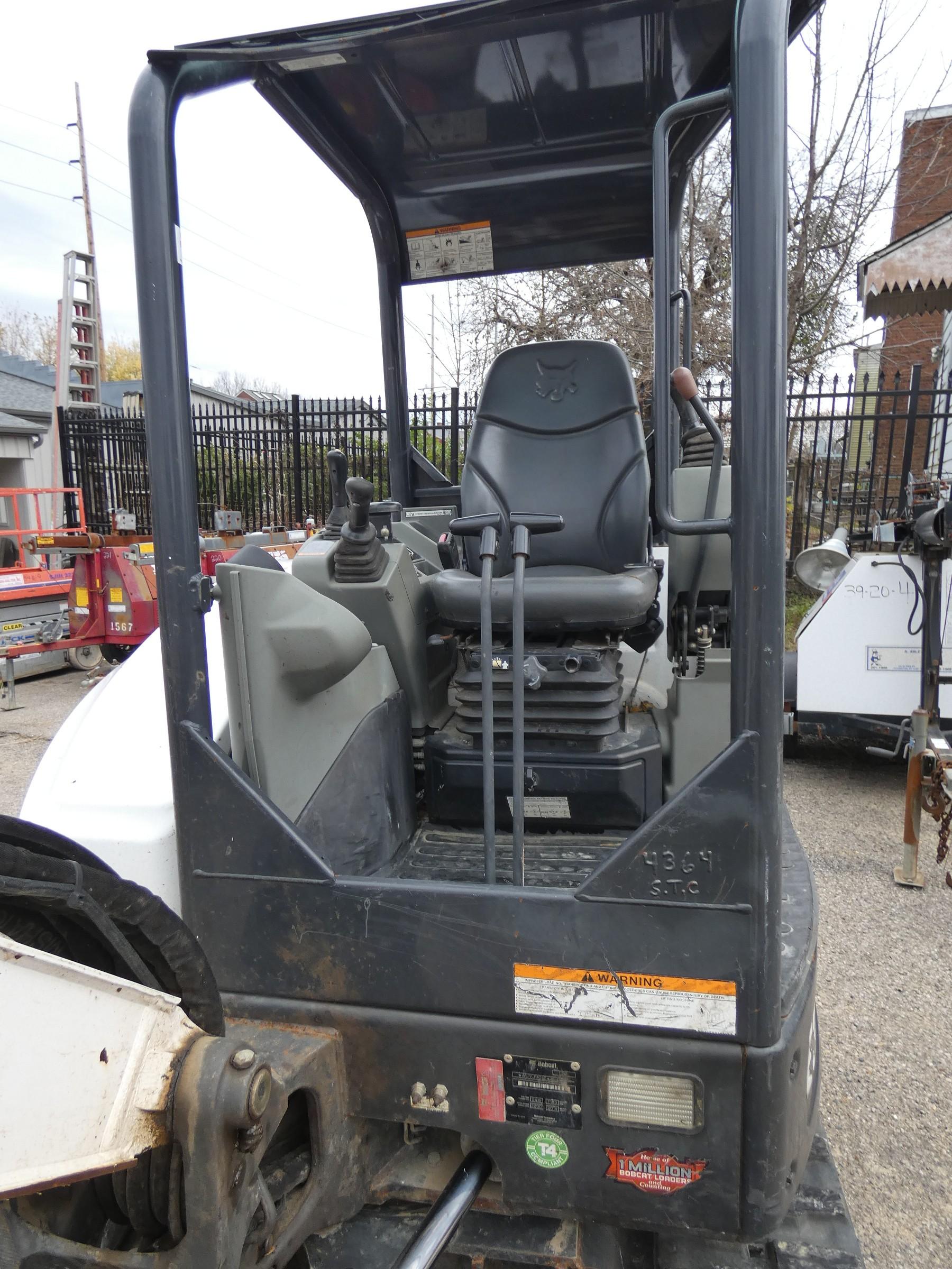 2014 Bobcat E32I Mini Excavator, SN:AUYJ11010, ROPS, 24'' QT Bucket, Hyd. T