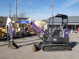 2014 Bobcat E32i Mini Excavator, SN:AUYJ11009, ROPS, Aux. Hyd, X-Change QT