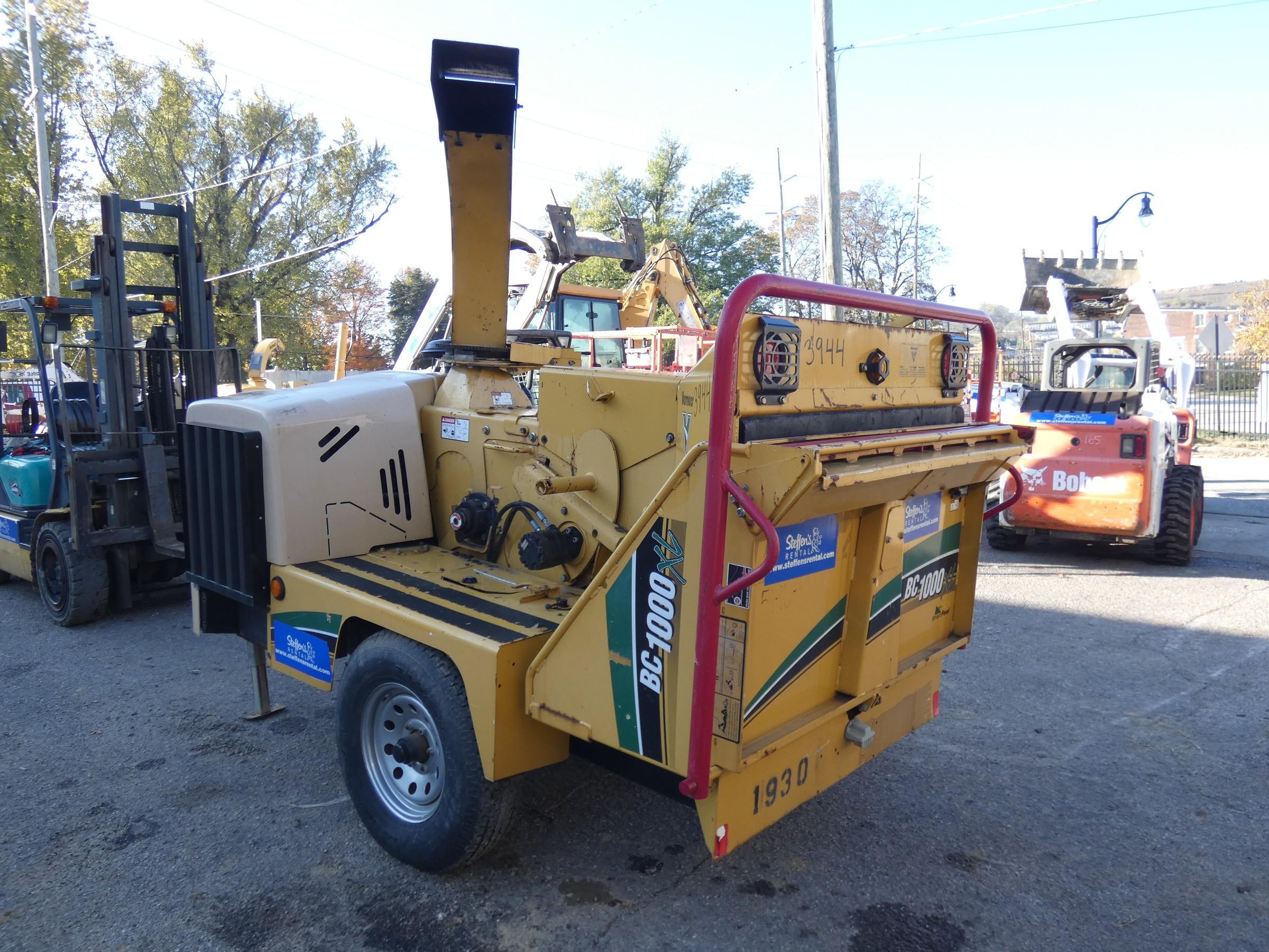 2008 Vermeer BC1000XL 10'' Chipper, SN:1VRY1119X81011127, Cummins B3.3, Tow