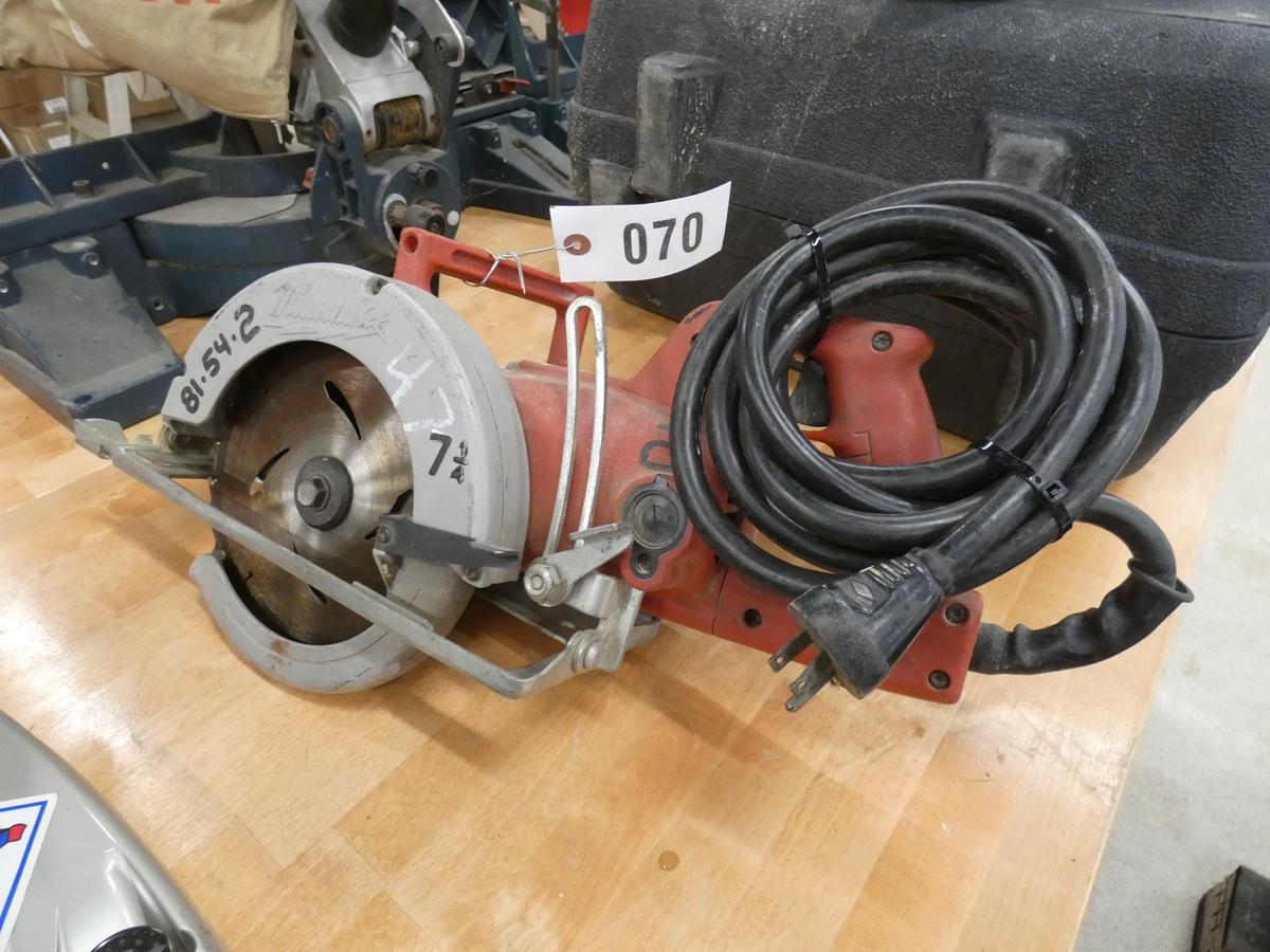 Milwaukee Worm Saw