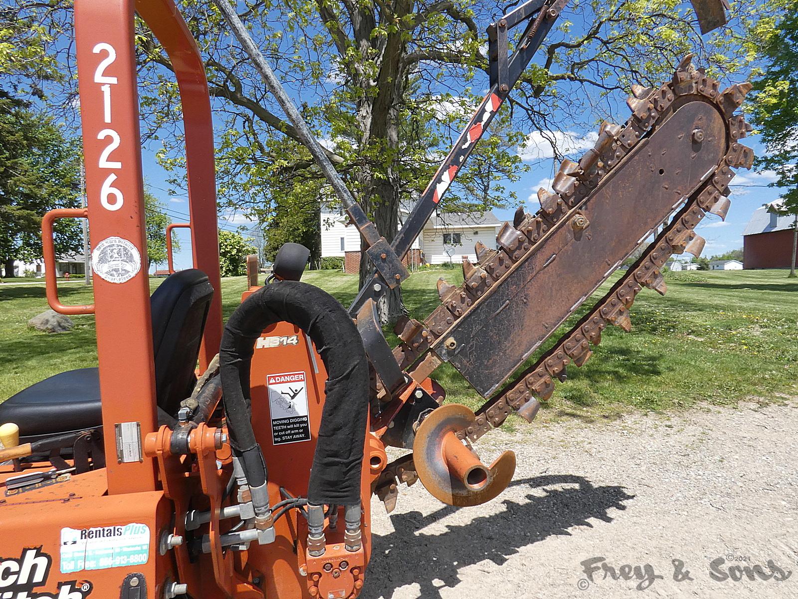 2005 Ditch Witch RT40 RT Trencher, SN:206, H314 Sideshift Trencher, A322 Ba