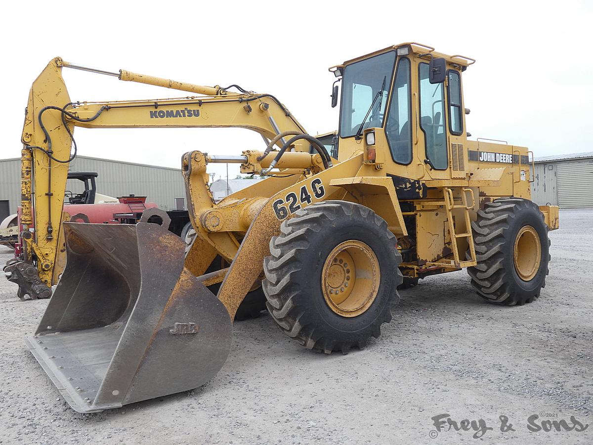 1995 Deere 624G Wheel Loader, SN:552340, EROPS, GP Bucket, Exc. Tires, 6843