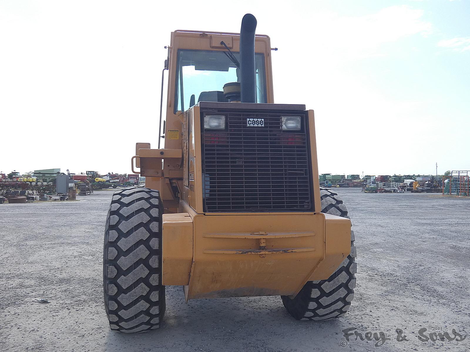 Case 621-ZF Wheel Loader, SN:JAK0021798, EROPS, GP Bucket, Reads 20.5x25 Ti