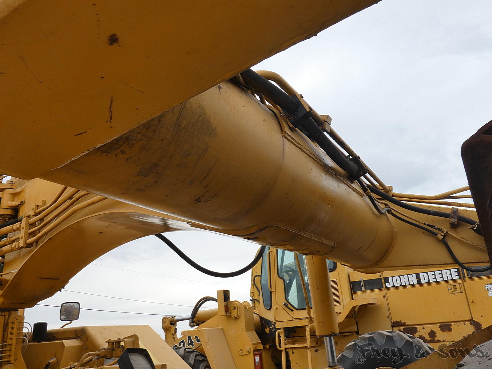 1994 Deere 762B Self Loading Scraper, SN:798771, ROPS, Meter Reads 5257 hrs