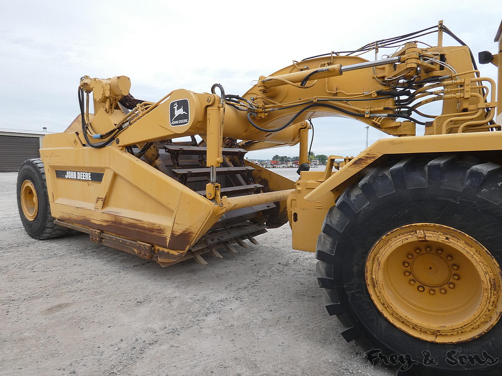 1994 Deere 762B Self Loading Scraper, SN:798771, ROPS, Meter Reads 5257 hrs