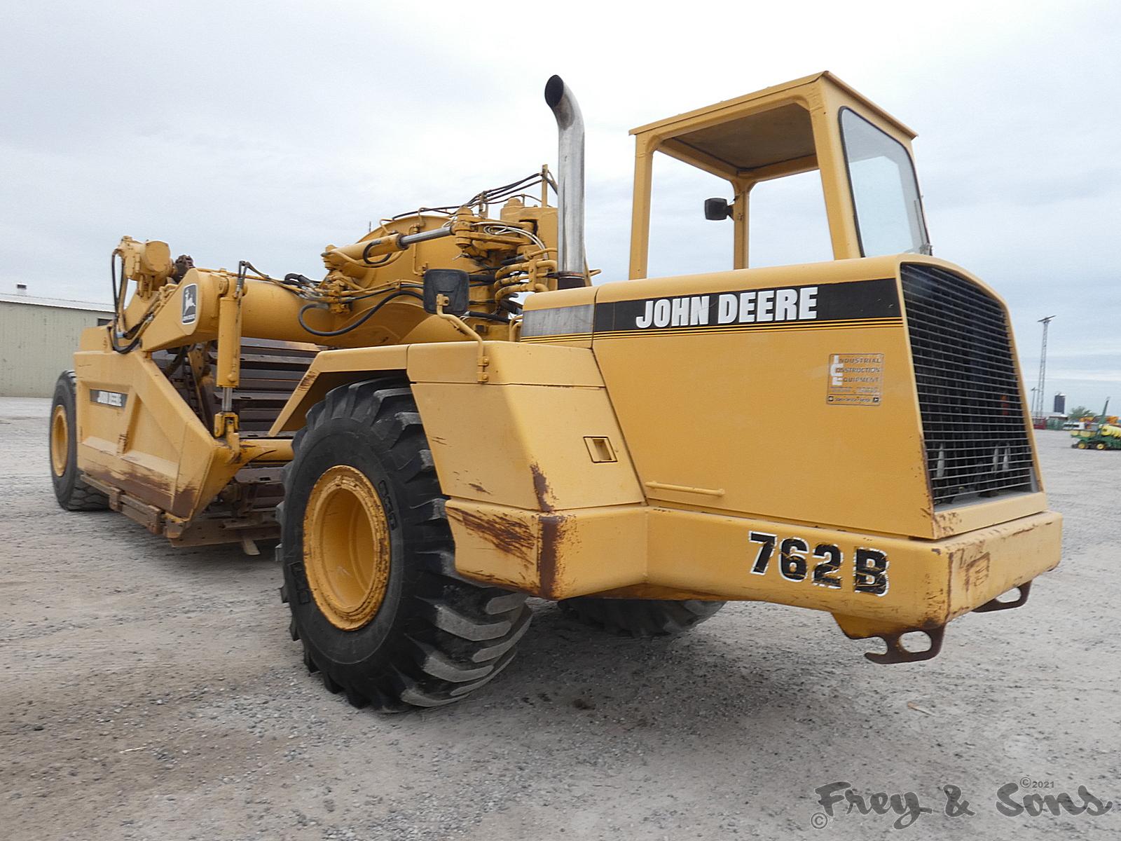 1994 Deere 762B Self Loading Scraper, SN:798771, ROPS, Meter Reads 5257 hrs