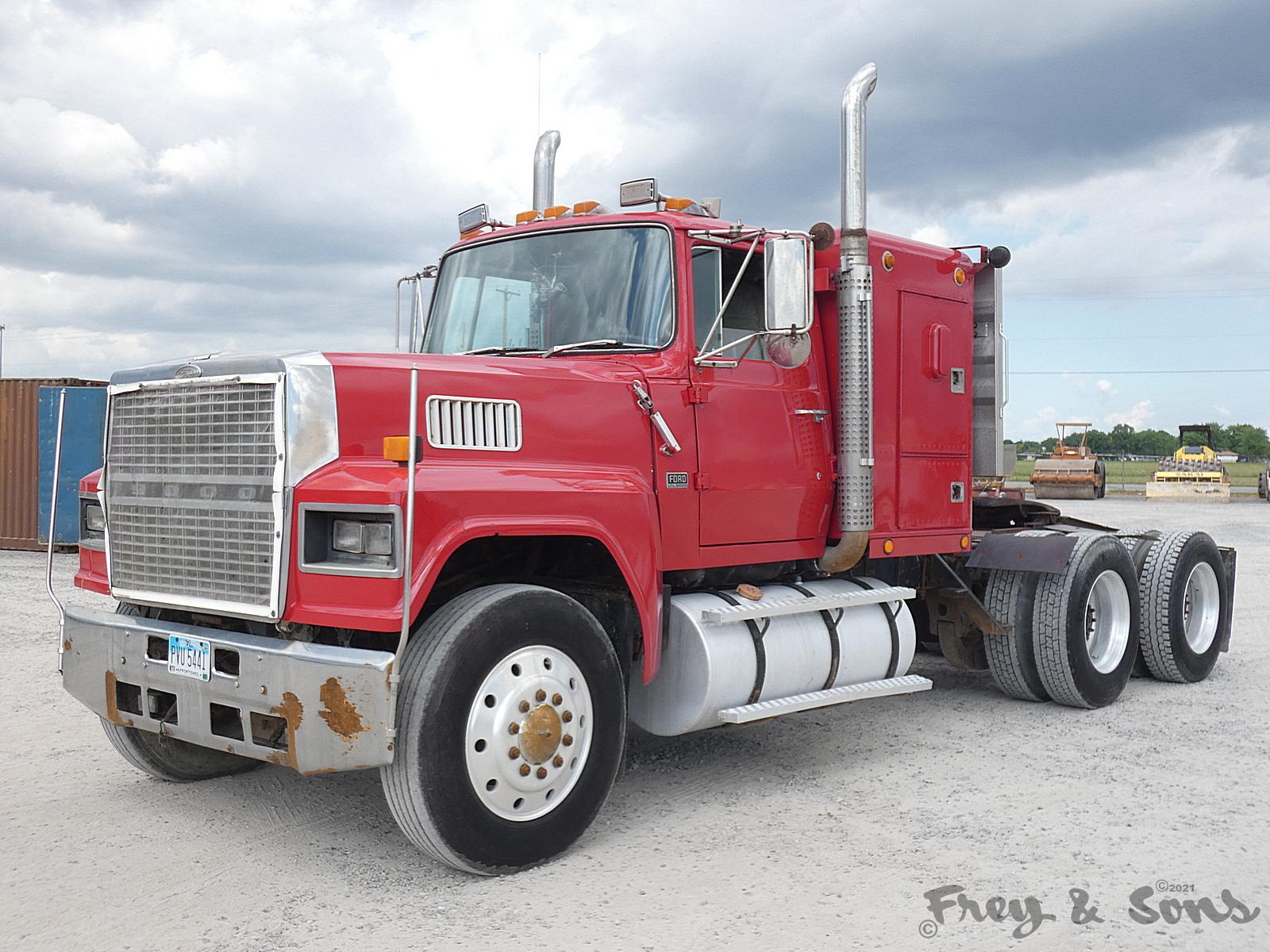 1987 Ford LTL9000 T/A Truck Tractor, 1FDYA90X4HVA21462, Cat 3406, 13 Speed,