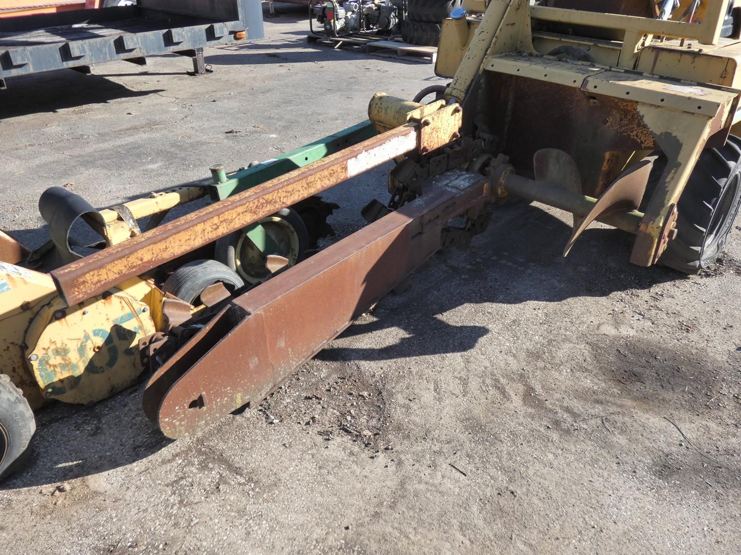 Vermeer V3550 RT Trencher, SN:382, Duetz Diesel (not running), Rear trenche