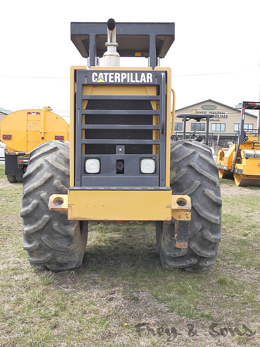 1992 Cat CP563 Padfoot Vibratory Compactor, SN:1YJ00282, ROPS, 23.1x26 Tire