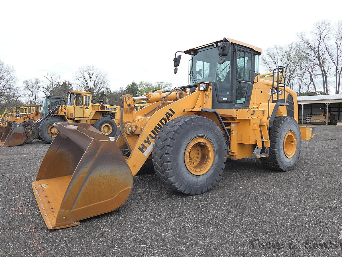 2016 Hyundai HL960 Rubber Tired Loader, SN:00067, EROPS, GP Bucket, 3rd Val