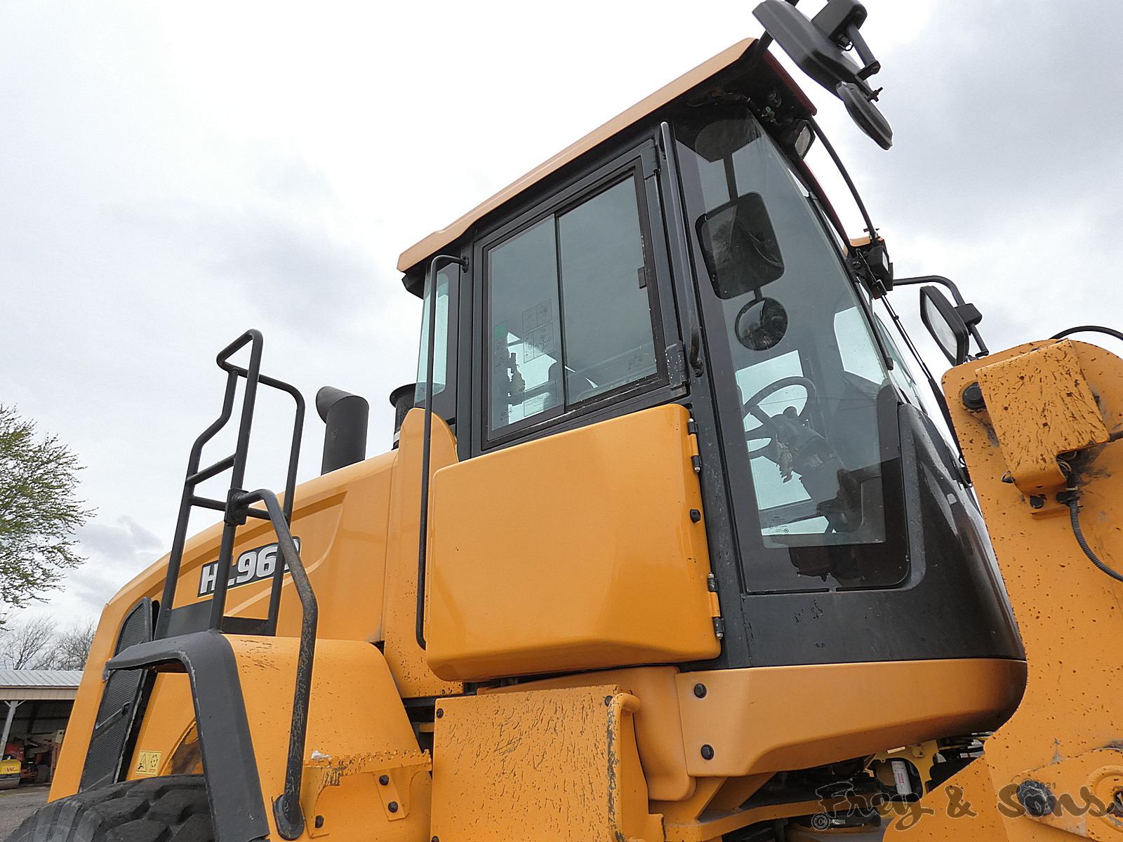 2016 Hyundai HL960 Rubber Tired Loader, SN:00067, EROPS, GP Bucket, 3rd Val