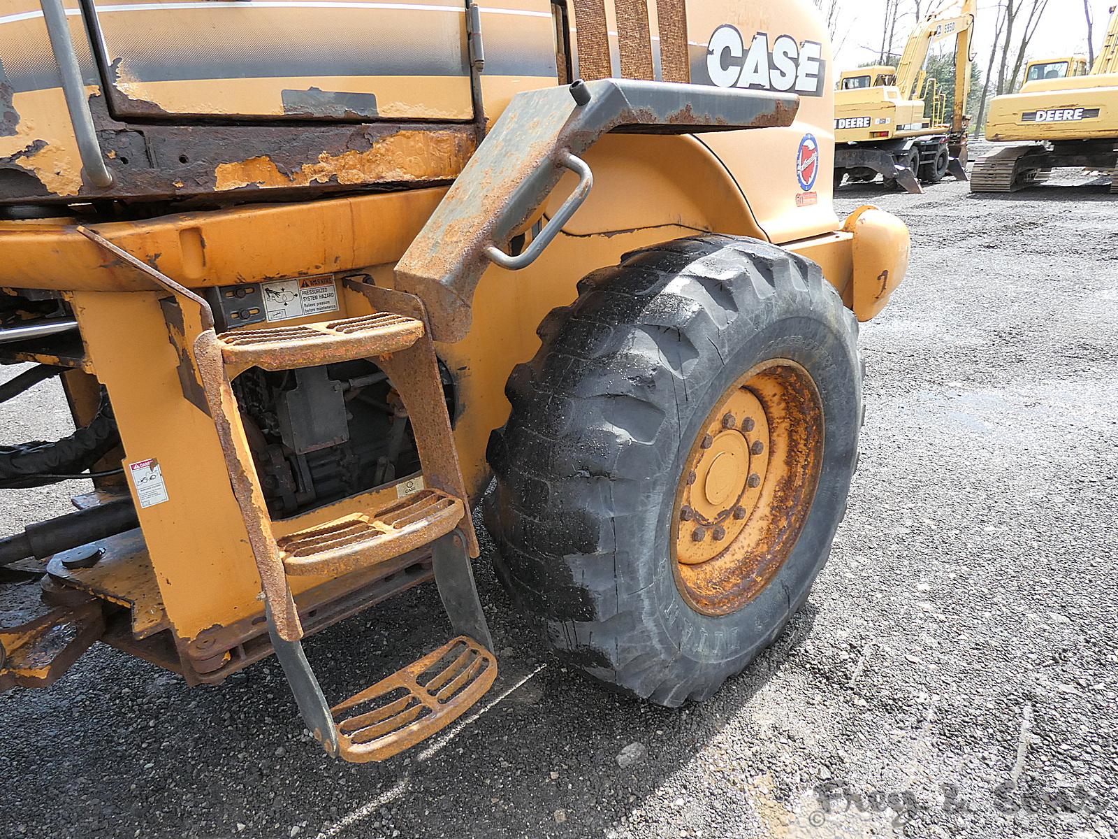 Case 521D Rubber Tired Loader, SN:JEE0200414, EROPS w/ Air, GP Bucket, 3714