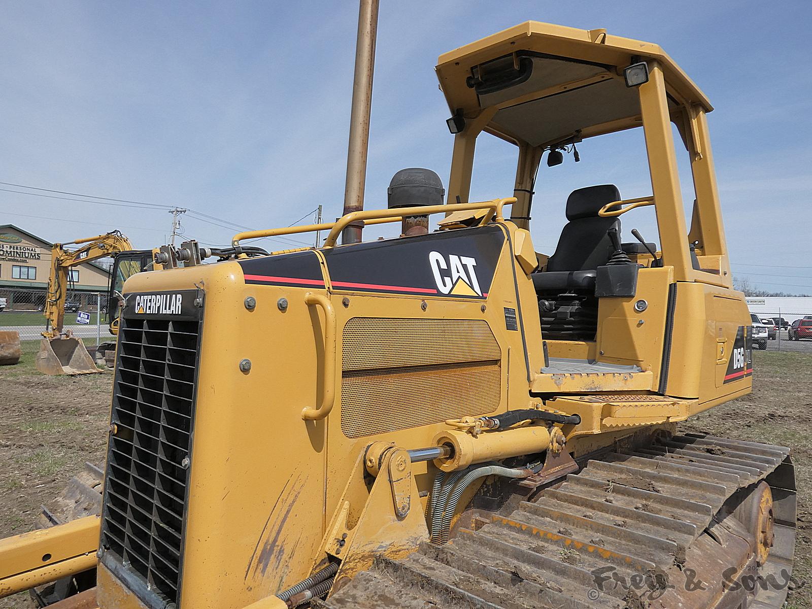 2007 Caterpillar D5G XL Dozer, SN CAT00D5GEWGB02831, ROPS, 6 way blade, Pre