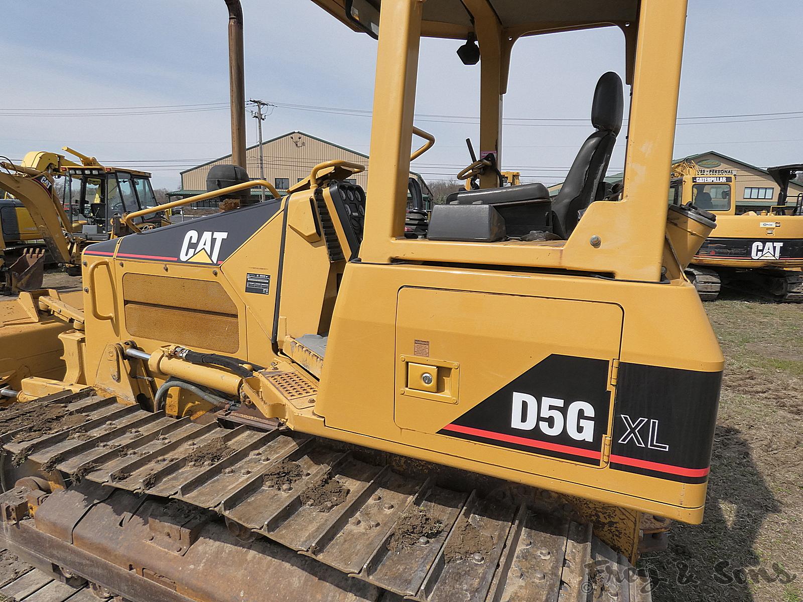 2007 Caterpillar D5G XL Dozer, SN CAT00D5GEWGB02831, ROPS, 6 way blade, Pre