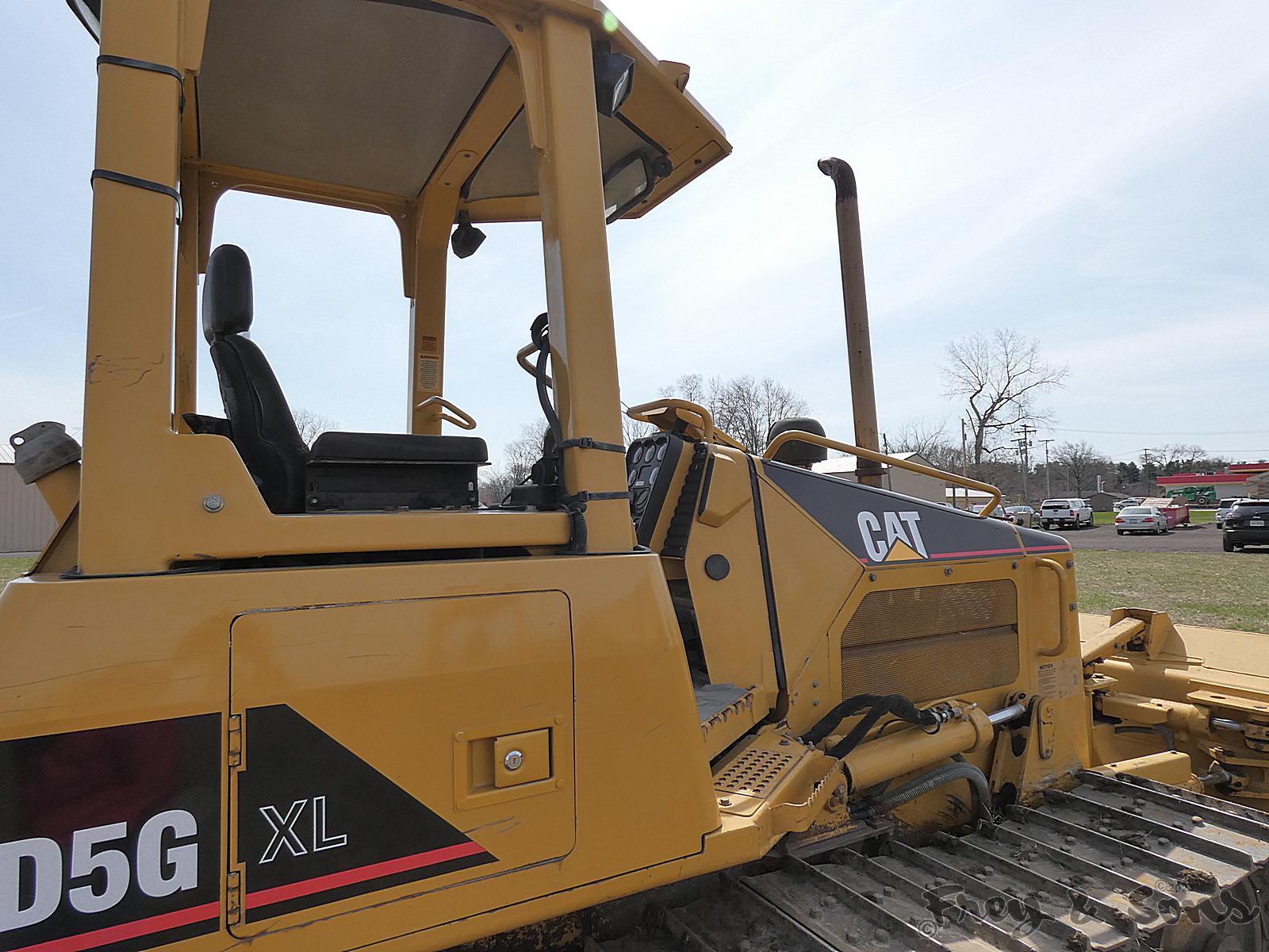 2007 Caterpillar D5G XL Dozer, SN CAT00D5GEWGB02831, ROPS, 6 way blade, Pre