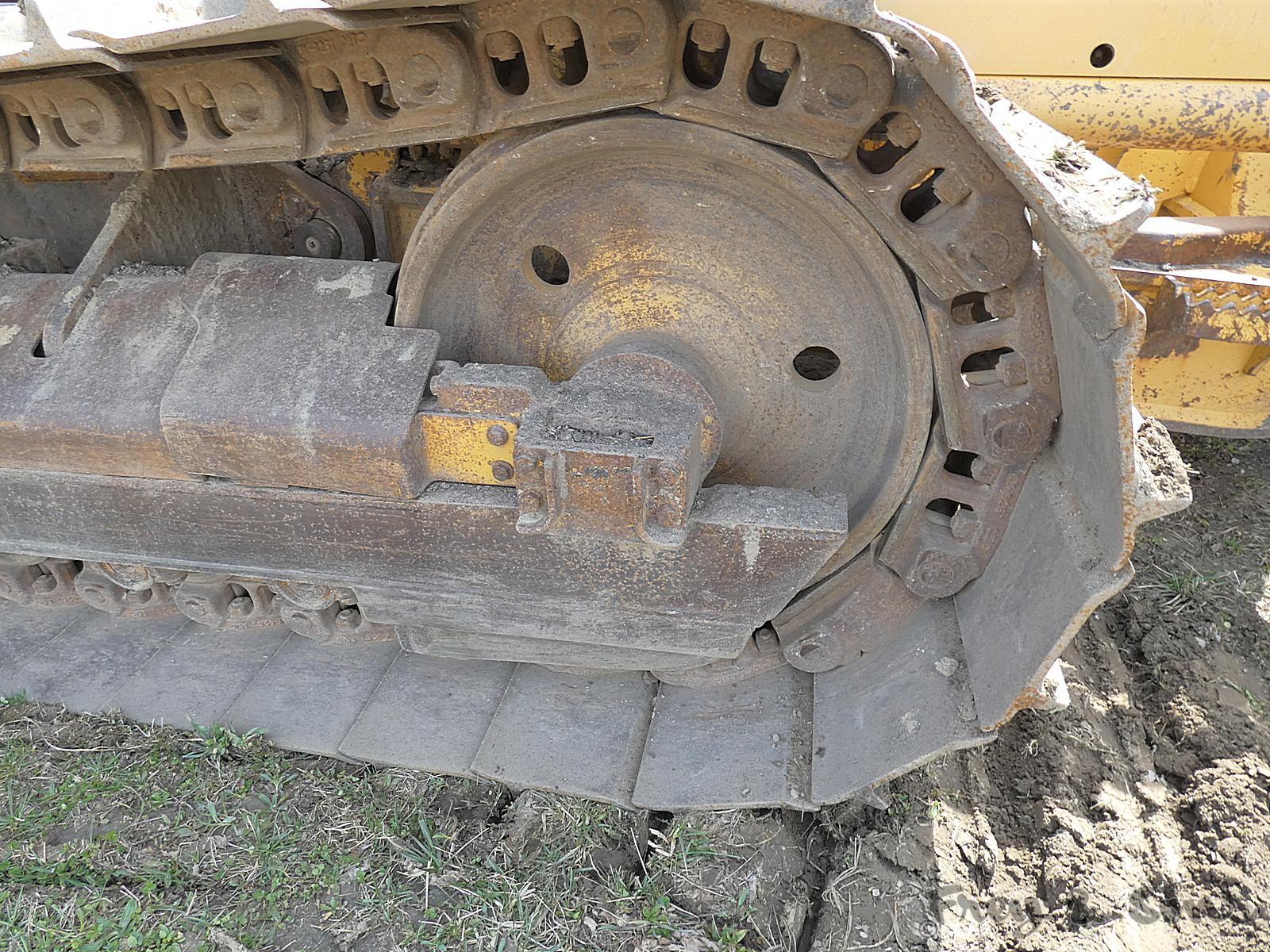 2007 Caterpillar D5G XL Dozer, SN CAT00D5GEWGB02831, ROPS, 6 way blade, Pre