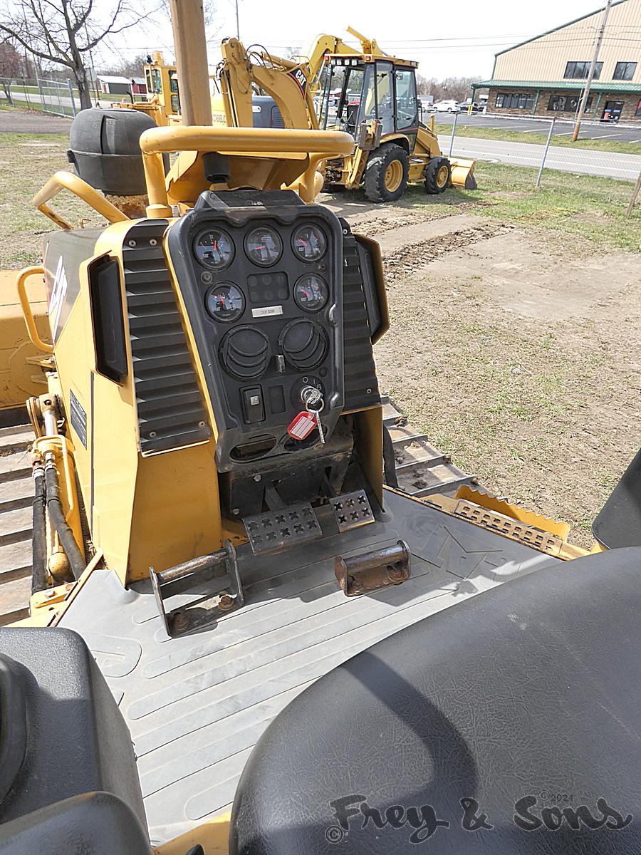 2007 Caterpillar D5G XL Dozer, SN CAT00D5GEWGB02831, ROPS, 6 way blade, Pre