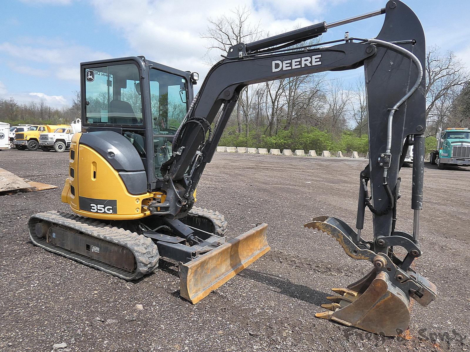 2019 John Deere 35G Mini Excavator, SN:1FF035GXAKK286417, EROPS, Angle Blad