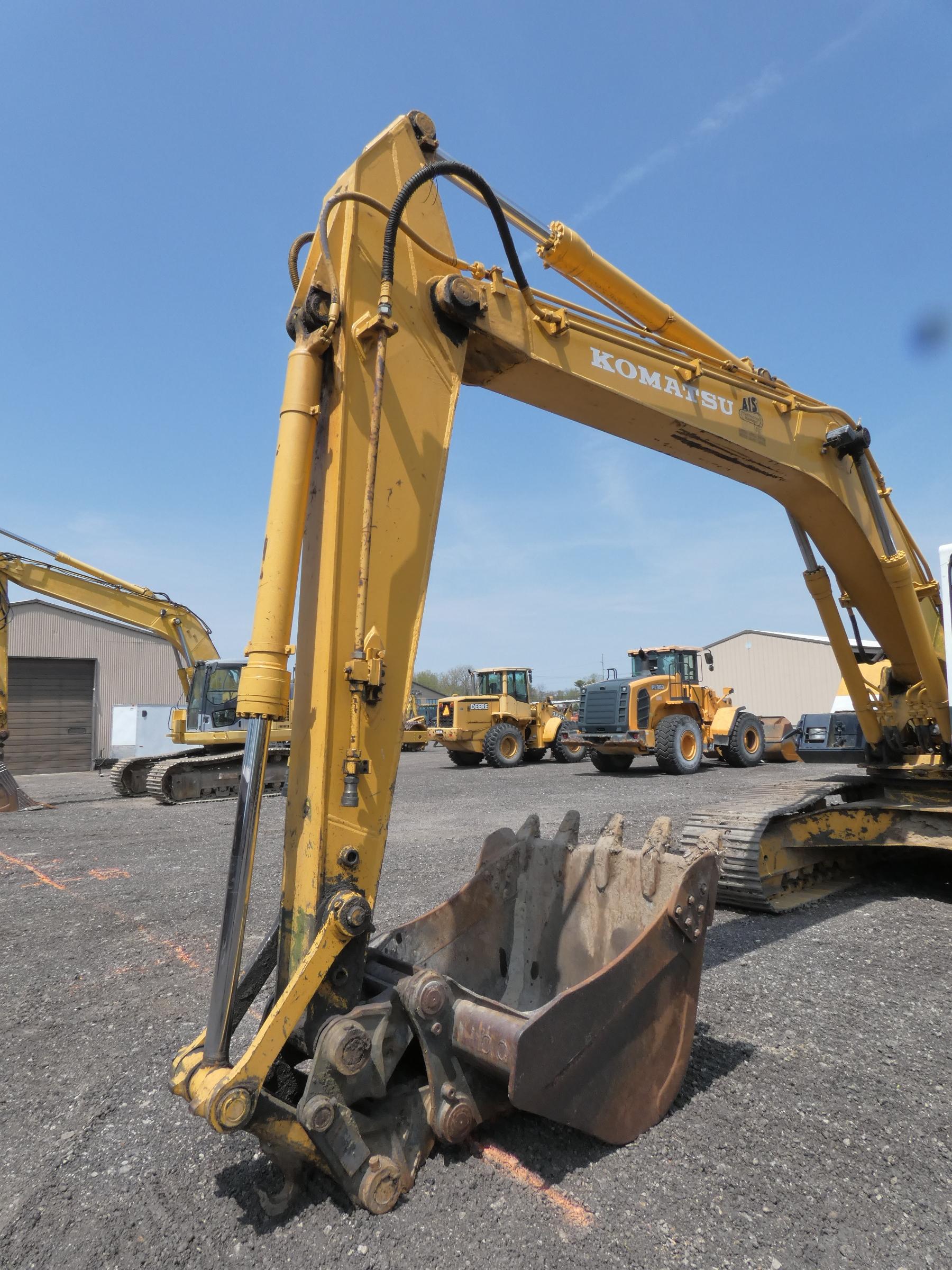 Komatsu PC200-5 Hydraulic Excavator, SN:T00309, Aux. Hyd, QT with 48'' Buck